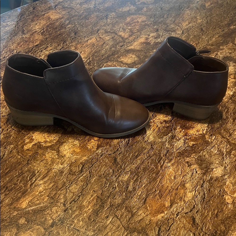 Time and Tru Brown Memory Foam Boots Womens 7W